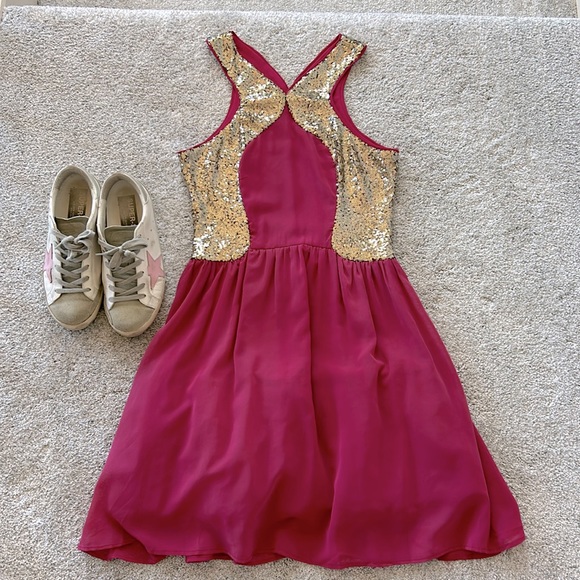 Sleeveless Pink with Gold Sequin Cocktail Dress - Picture 6 of 10